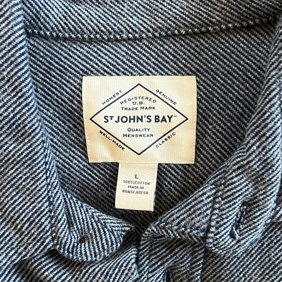 St. John's Bay Gray Casual Button Down Shirt - Picture 4 of 5